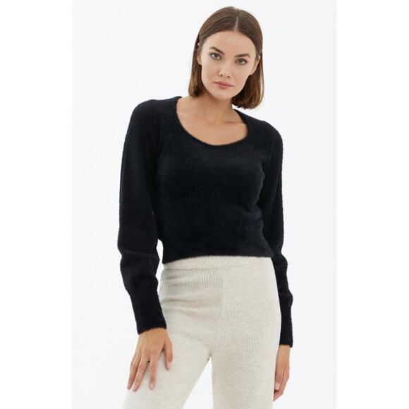 Zara Women Fuzzy Sweater in Black - Picture 1 of 6